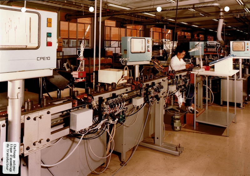 Assemblage des transducteurs du Minitel Alcatel à ILLKIRCH